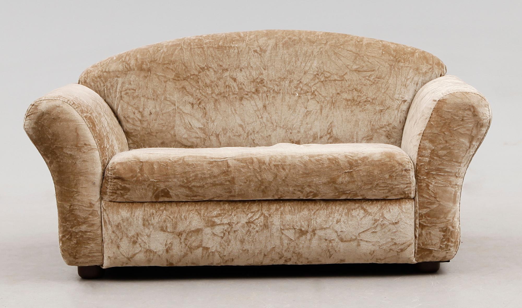 BARNSOFFA, 1900-/2000-tal.