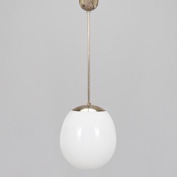 Paavo Tynell, a 1950 pendant light for Taito.