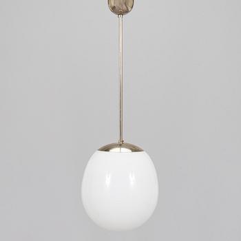 Paavo Tynell, a 1950 pendant light for Taito.