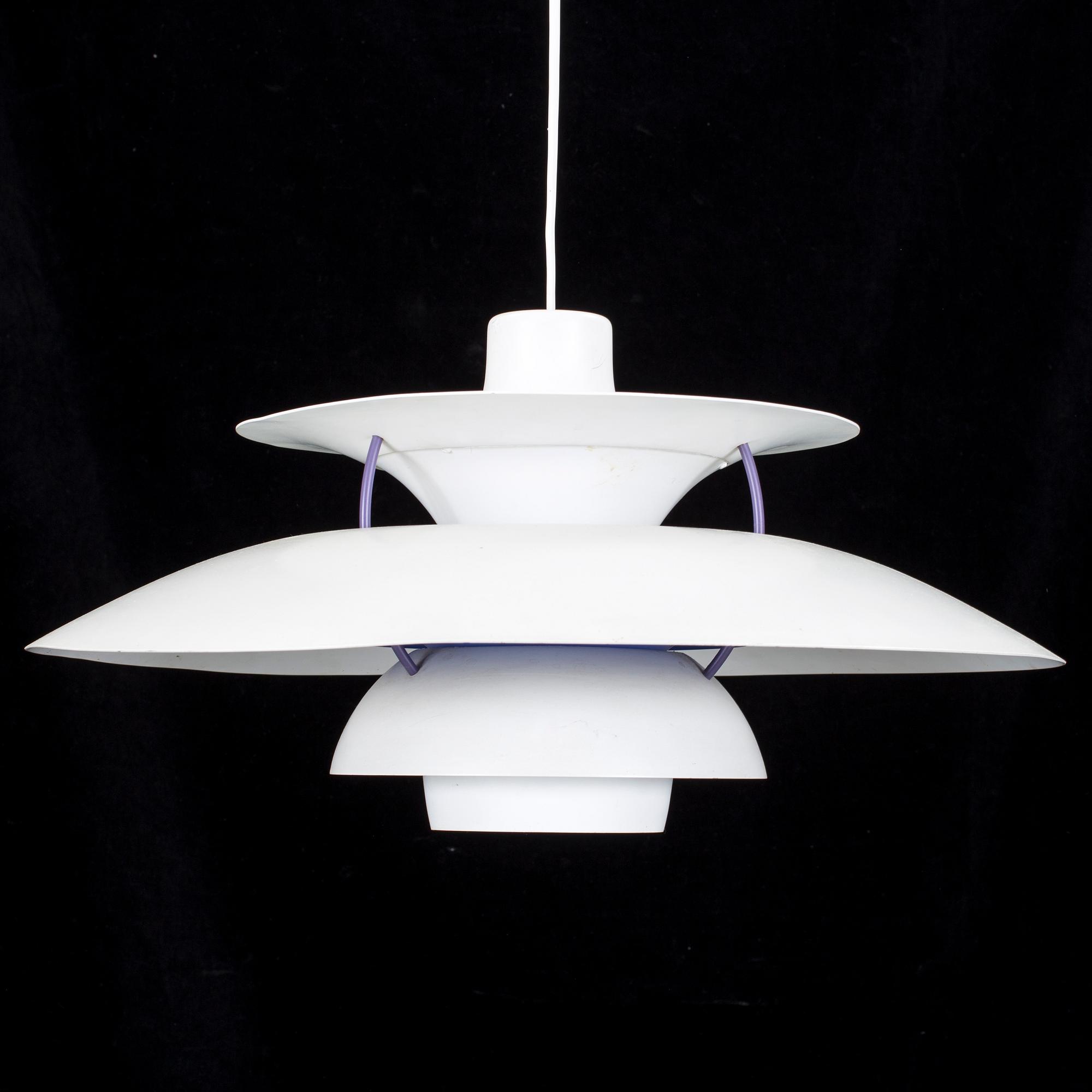 TAKLAMPA, "PH5", Poul Henningsen, Louis Poulsen, Danmark.