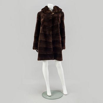 A Dero by Rocco D'Amelio fur, Rome New York 2013.