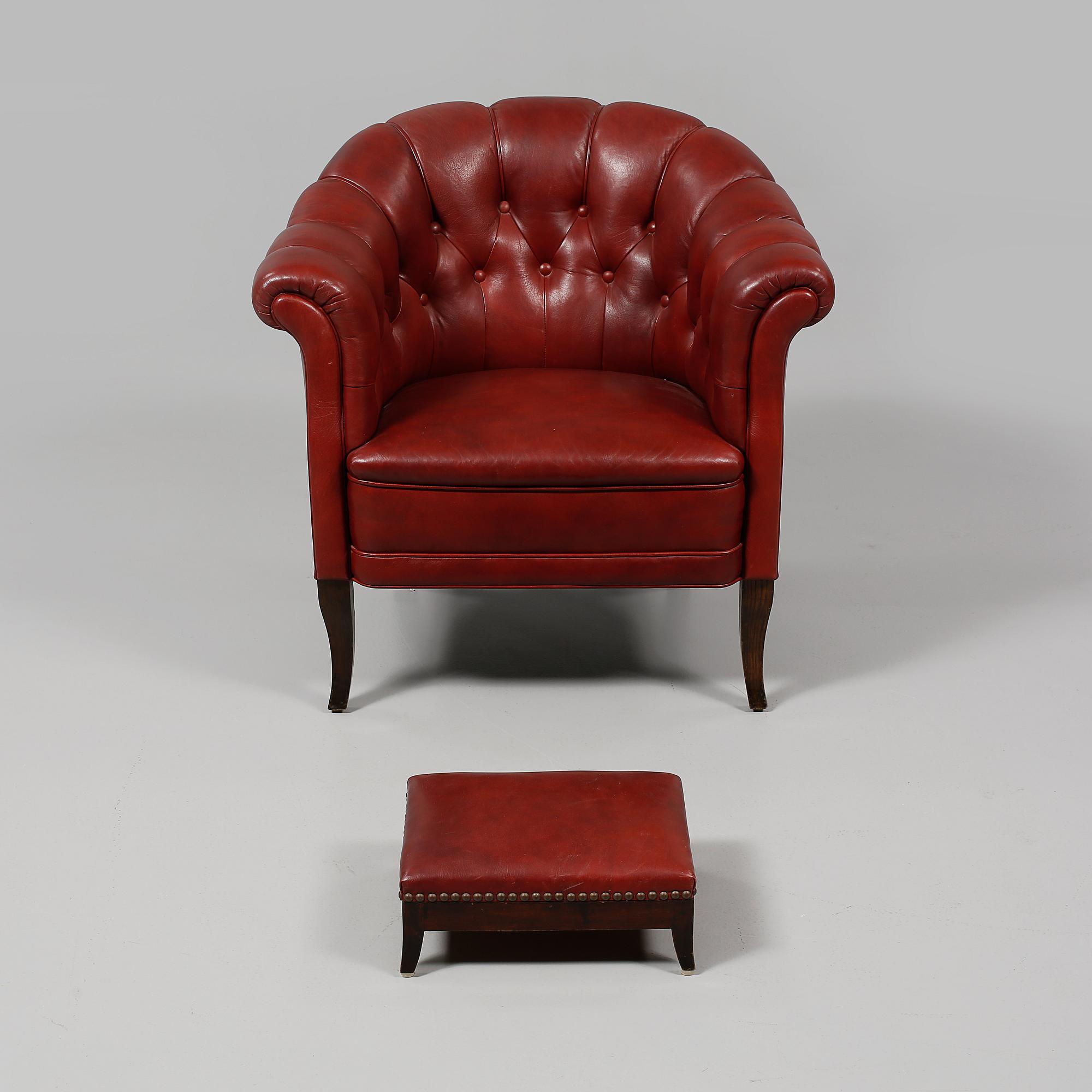 CLUBFÅTÖLJ, chesterfieldmodell, 1900-talets andra hälft.