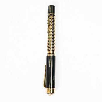 Montegrappa, reservoirpenna, "St Andrews", 18 k guld numrerad 1/7.