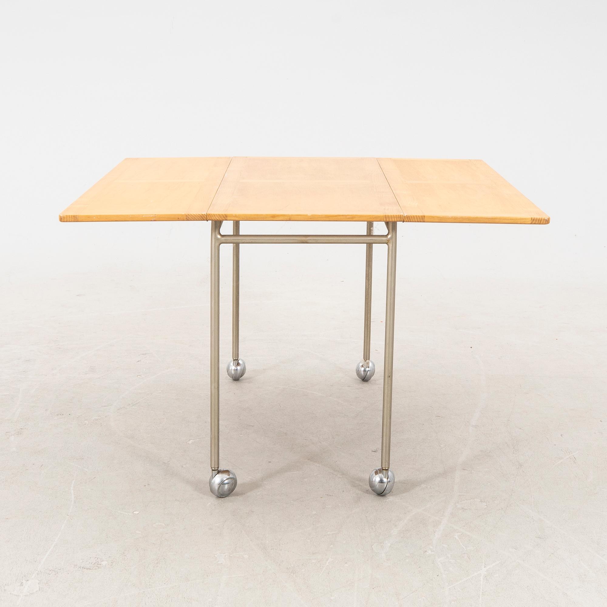 Bruno Mathsson, folding table / rolling table, "Berit", Bruno Mathsson International, Värnamo.