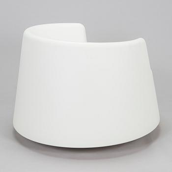 Eero Aarnio, A 'Roulette' armchair for Vondom, 2012.