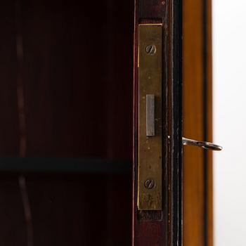 A Russian display cabinet from the first half of the 19th century.