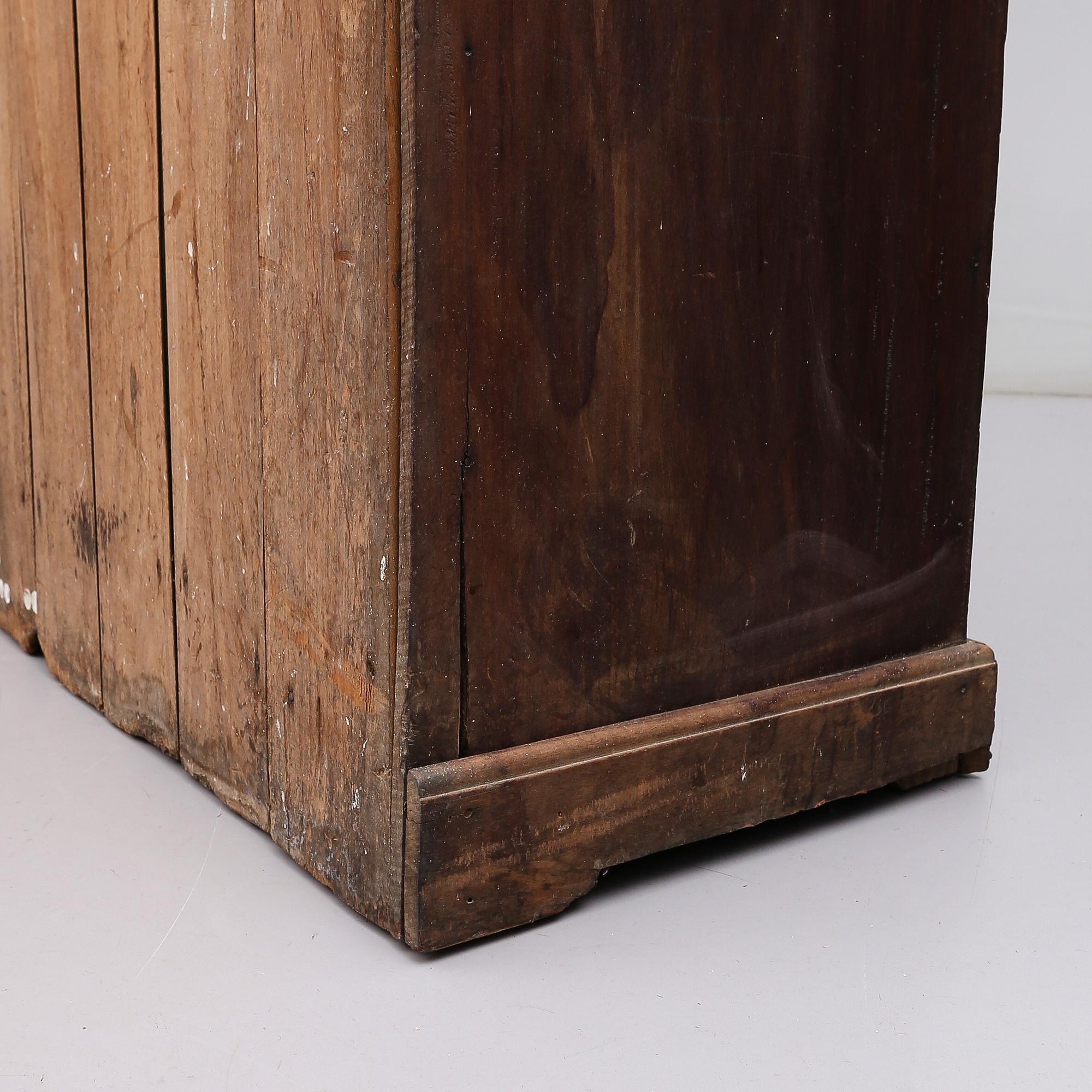 SKÅP, omkring år 1900.