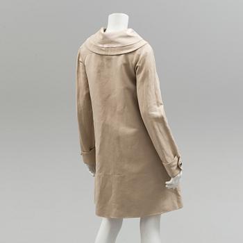 A coat by Bottega Veneta, italian size 40.