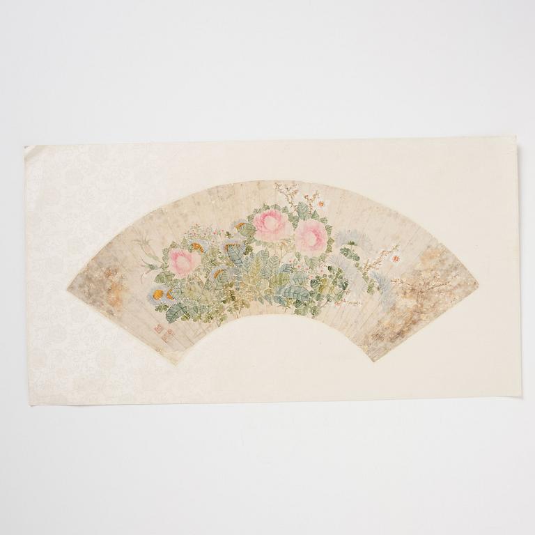 A group of three fan paintings, Qing dynasty.