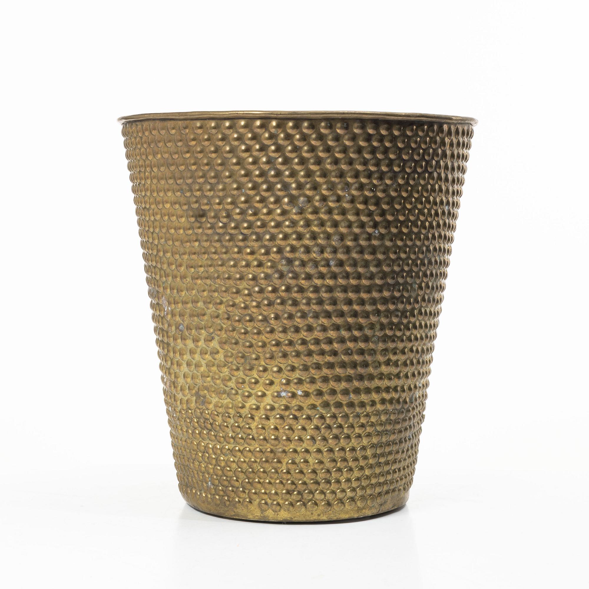 Firma Svenskt Tenn, a 'Hortus' wastepaper basket.