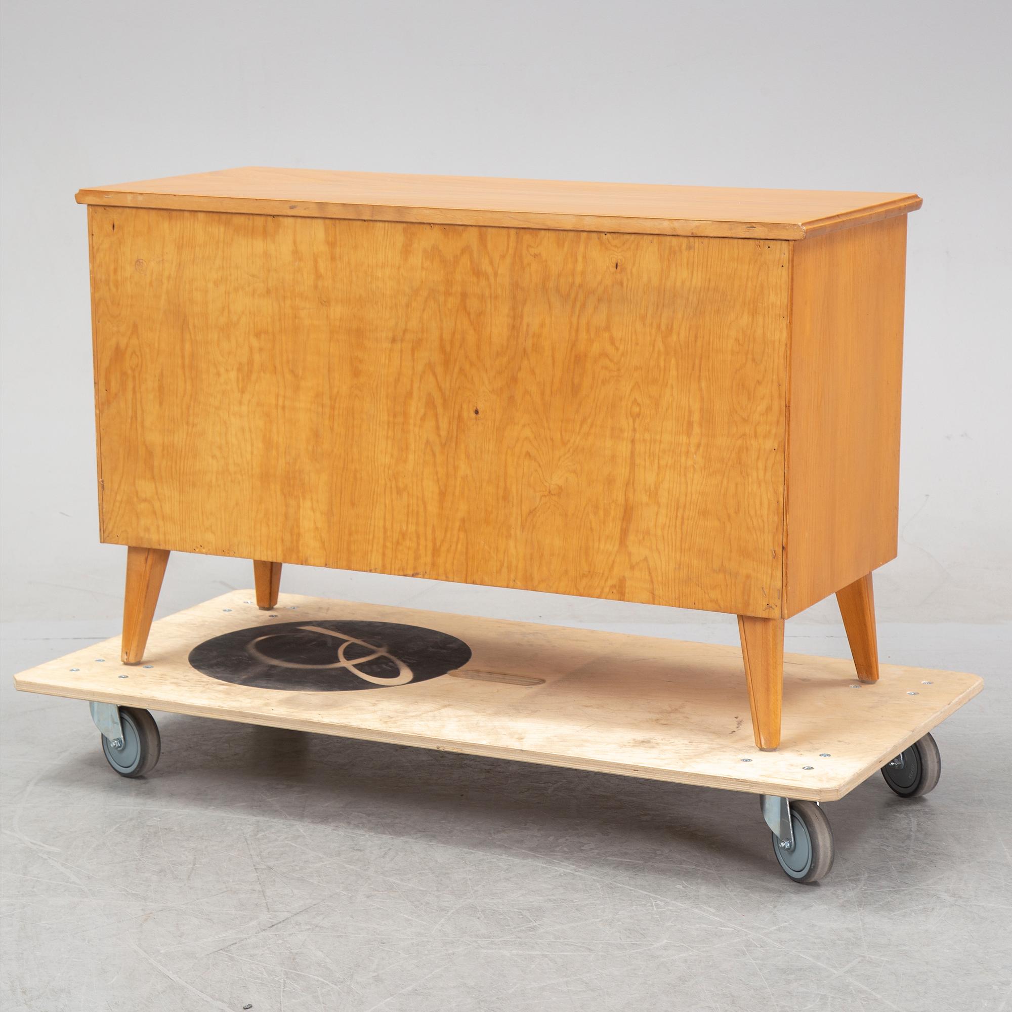 Byrå, Swedish Modern, 1940/50-tal.