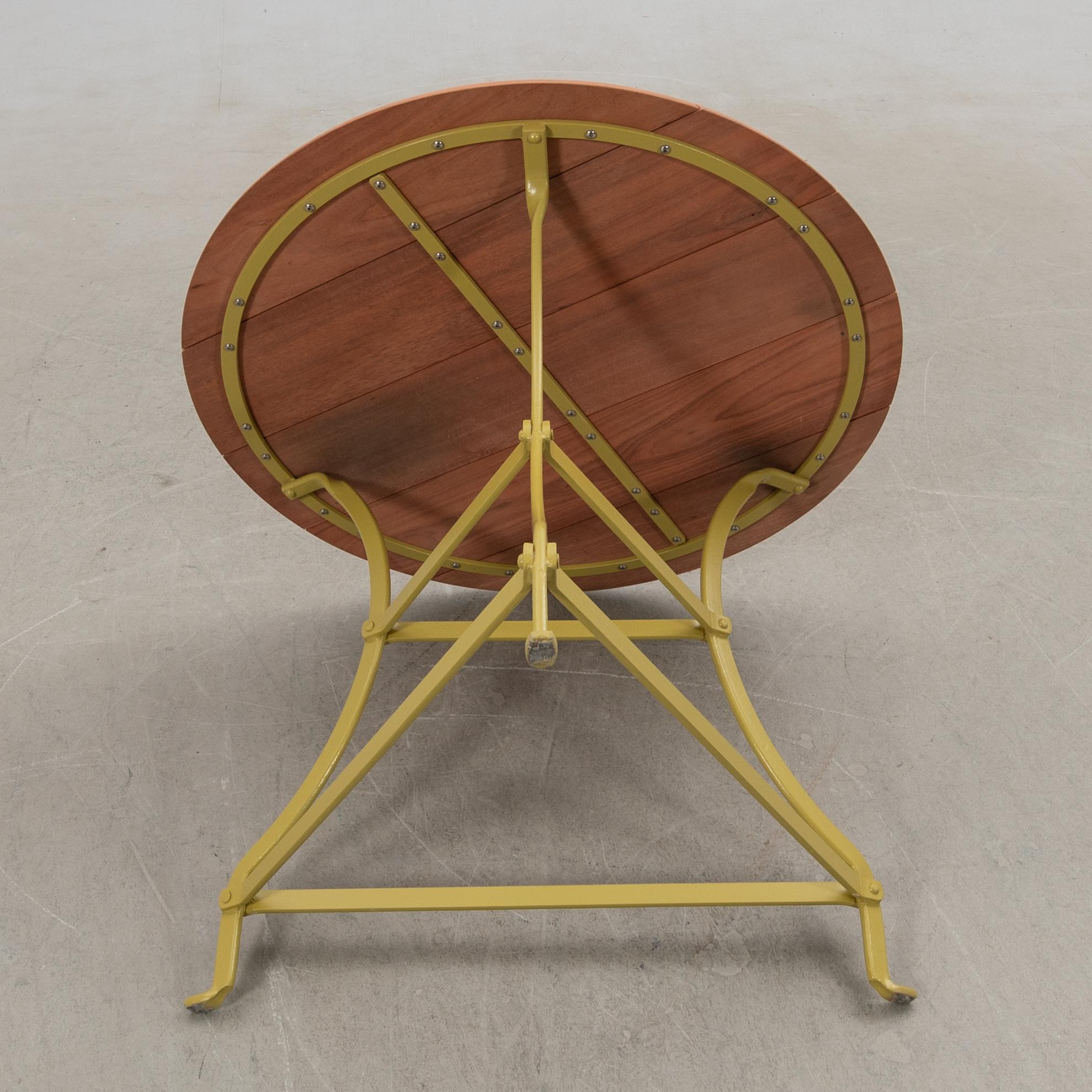 Trädgårdsbord "Café" Hope 2000-tal.