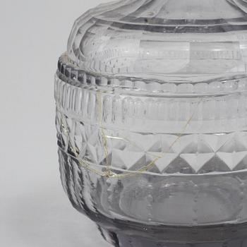 BONBONJÄRER, ett par, glas, 1800-talets första hälft.