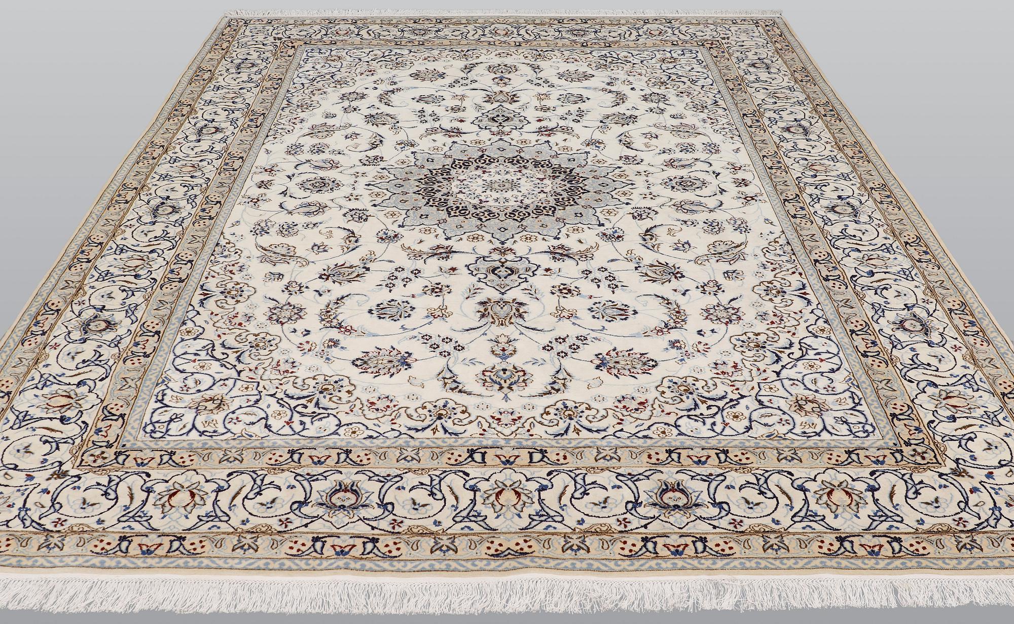 Matto, Nain part silk sk 9LAA,   342 x 255 cm.