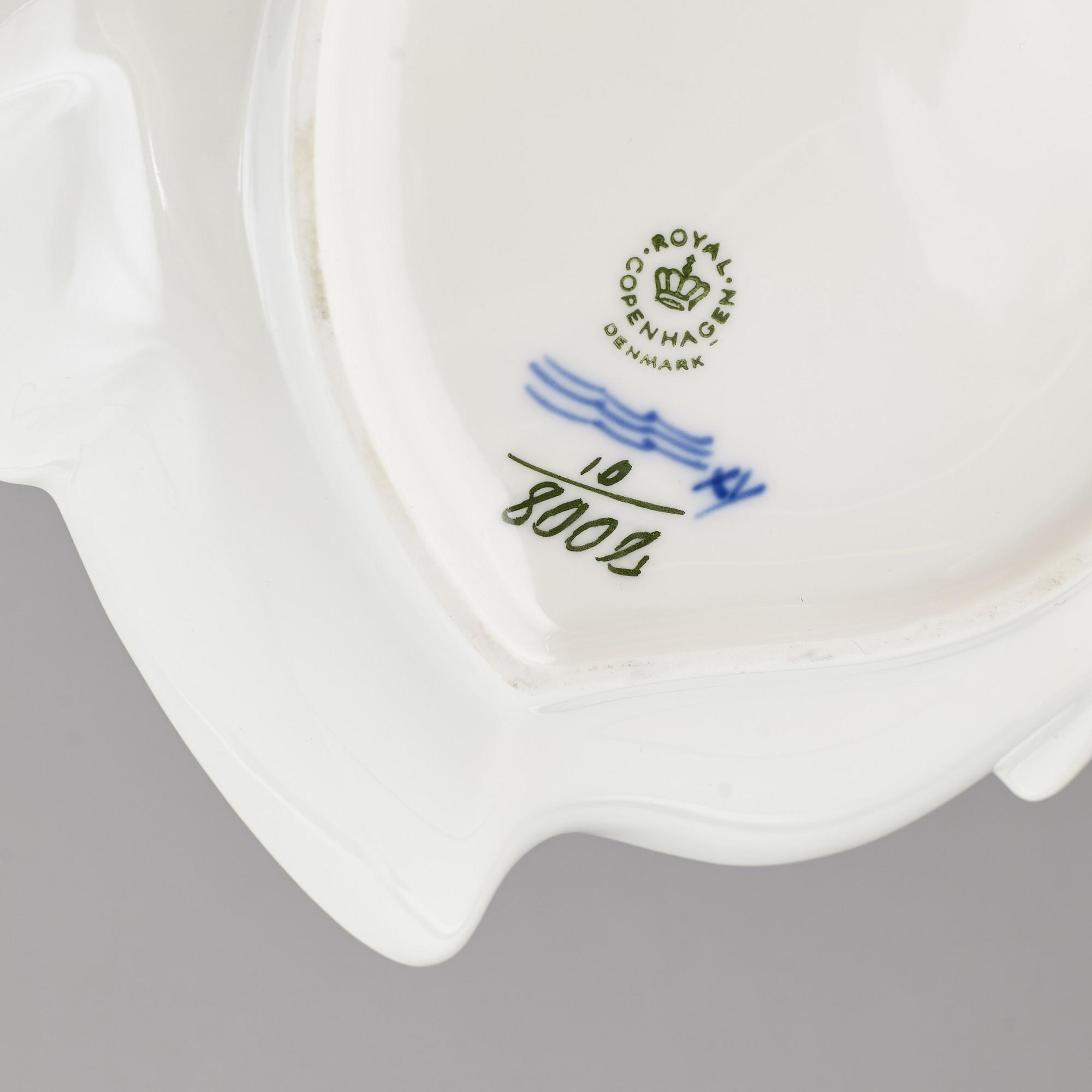 ROYAL COPENHAGEN, a 'Blå Blomst' part coffee and tea service, Denmark (75 pieces).