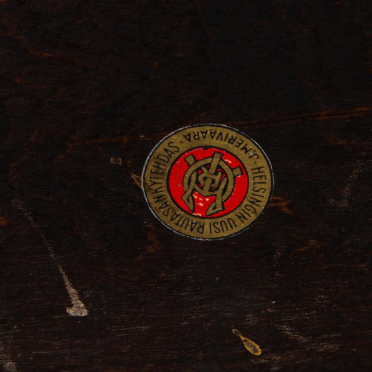 A 1930s tea trolley for Helsingin Uusi Rautasänkytehdas J. Merivaara, Finland.