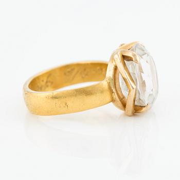 Ring, 23K gold with rock crystal.