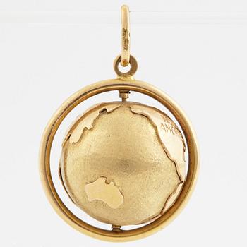 18K gold globe pendant.