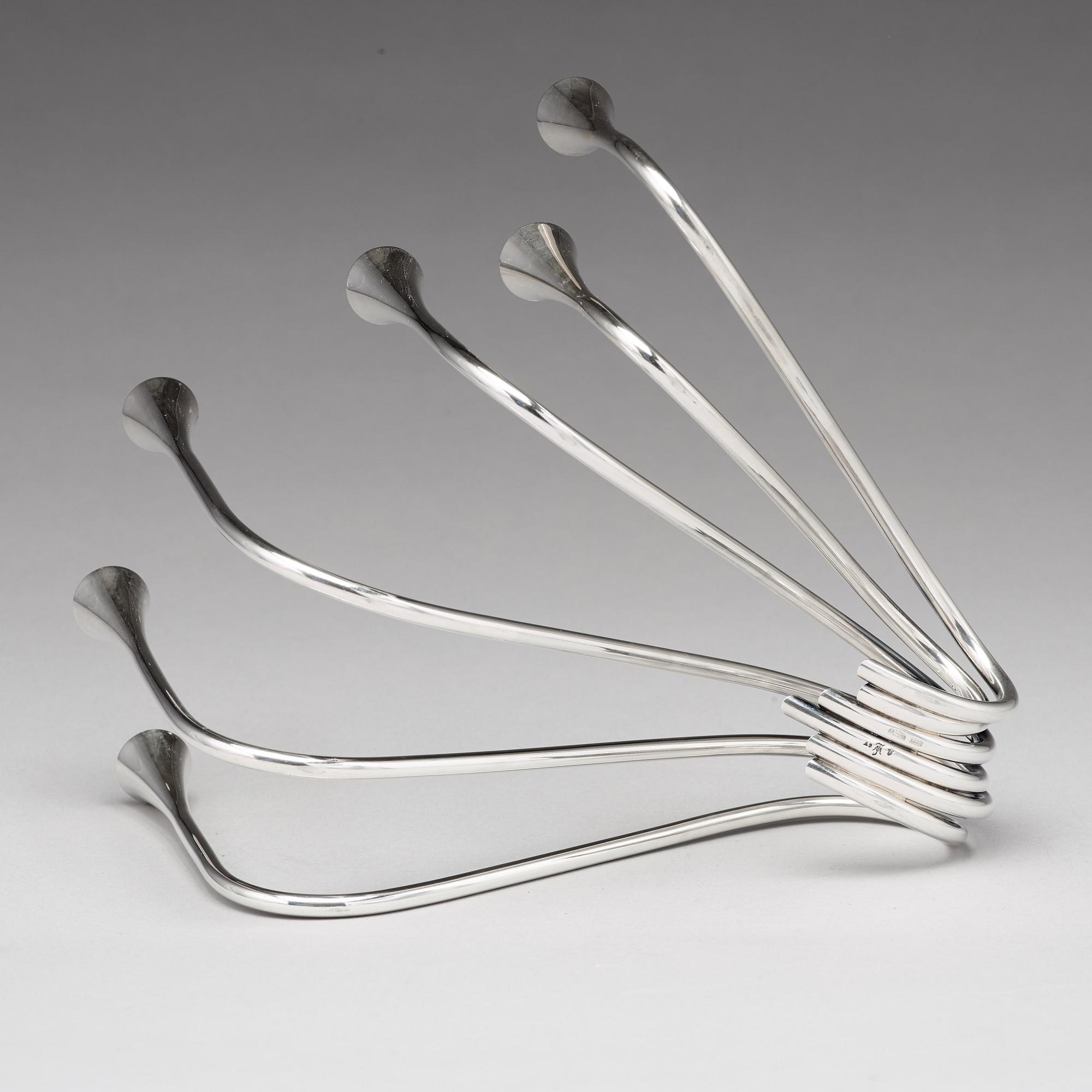 Ibi Trier Mørch, kandelaber "Bølgeslag", för Firma A. Michelsen, Danmark 1951, sterling.