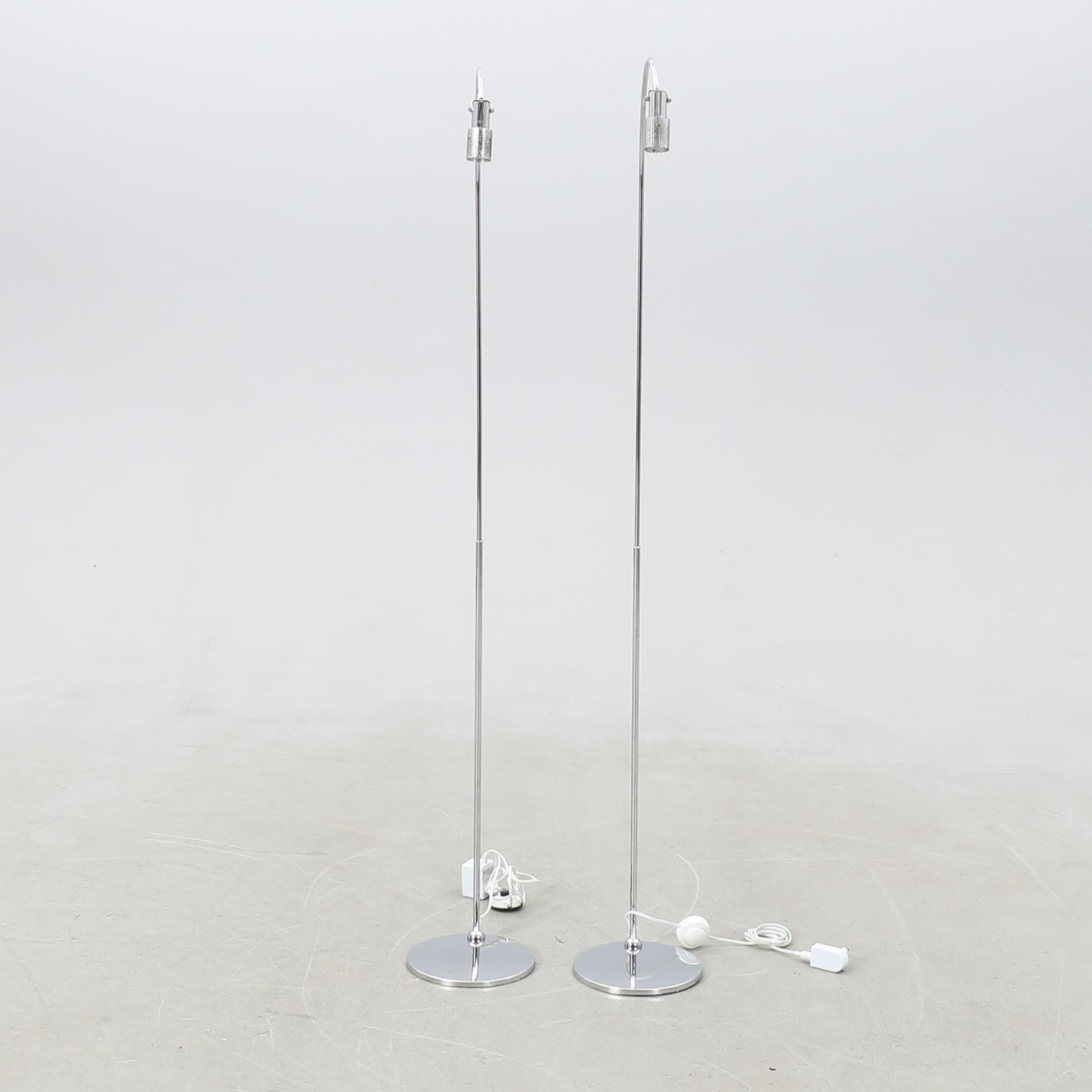 Golvlampor ett par Öia belysning 2000-tal.