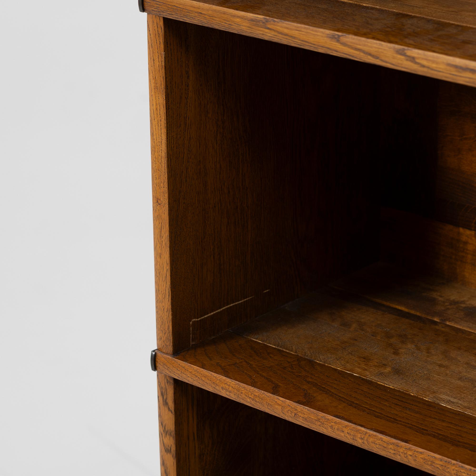 Bookcase, Åtvidaberg, first half of the 20th century.