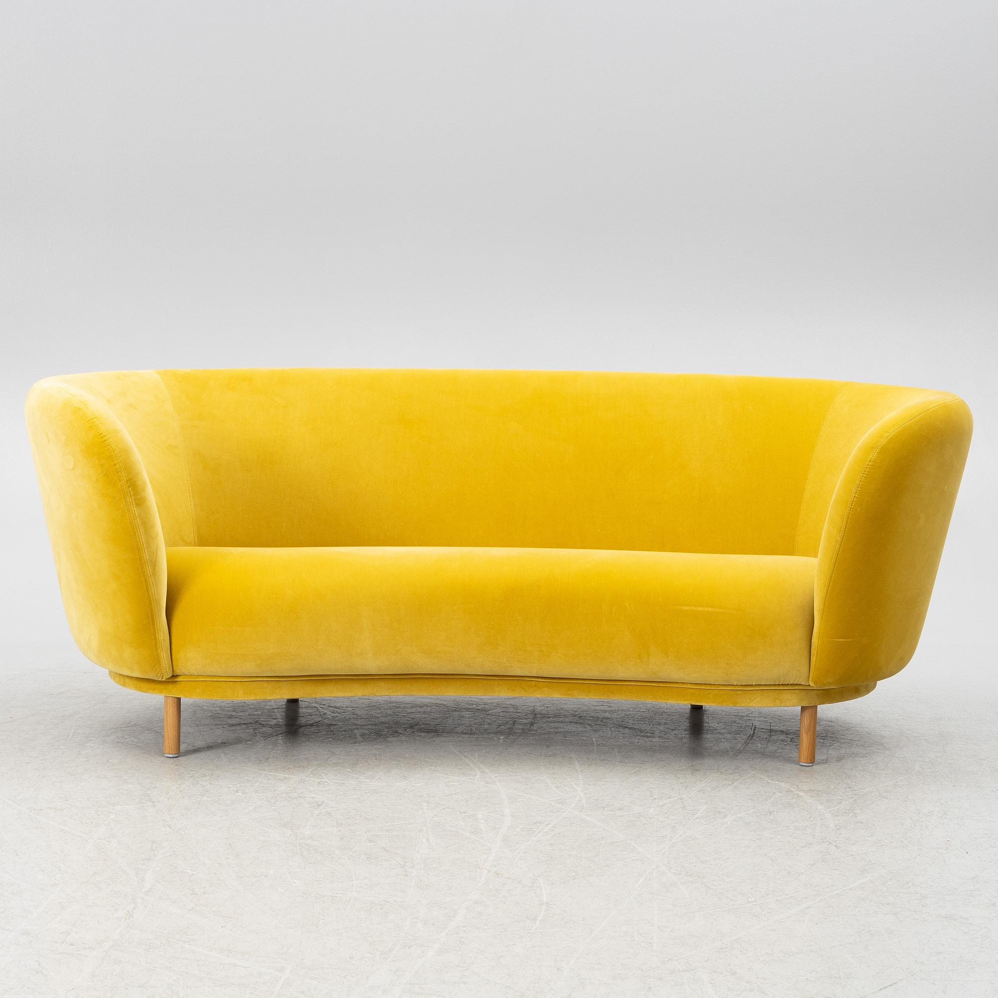 Chris Martin, a 'Dandy' sofa, Massproductions.