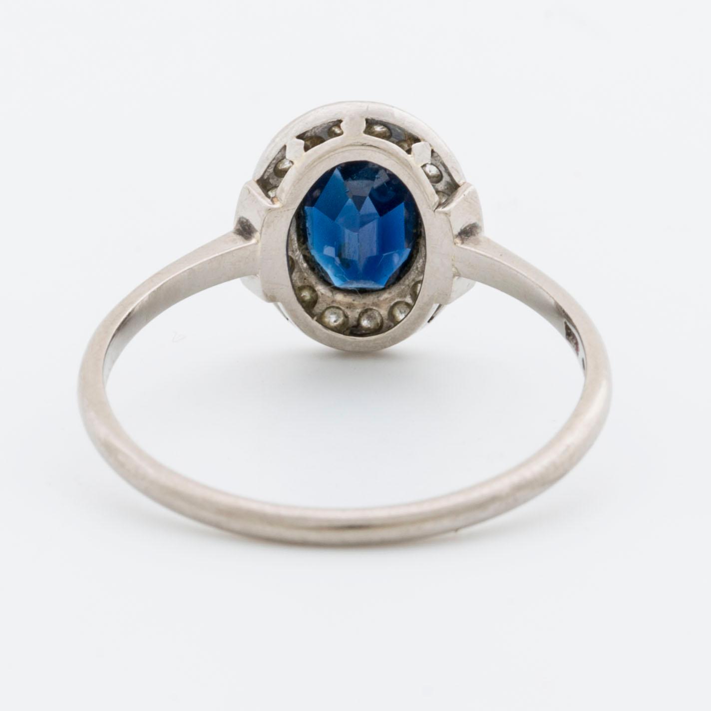 RING, 18K vitguld fasettslipad safir samt 8/8 slipade diamanter ca 0,10 ct, Strömdahl Stockholm.