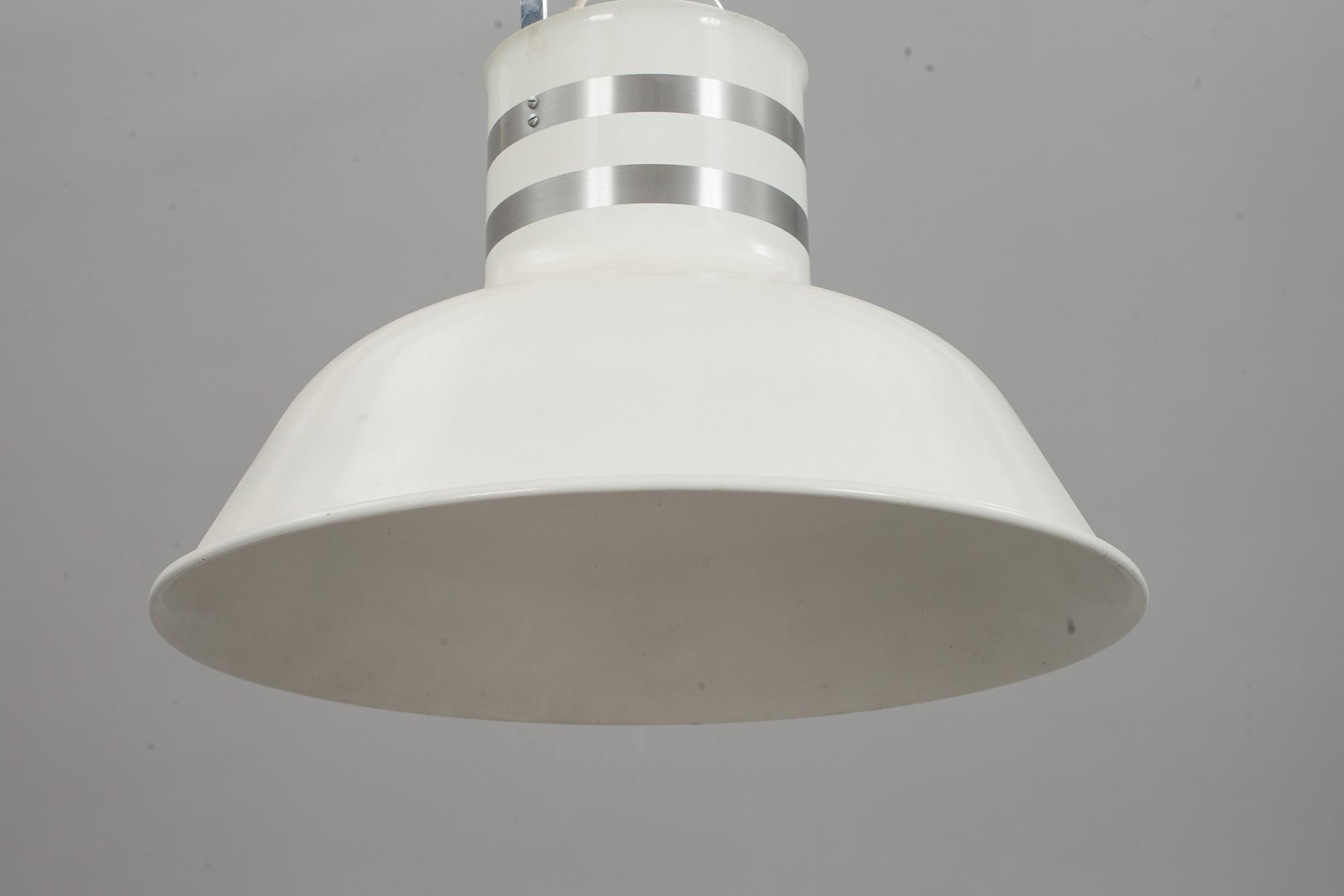 TAKLAMPA, "Hinken", Kosta lampan.