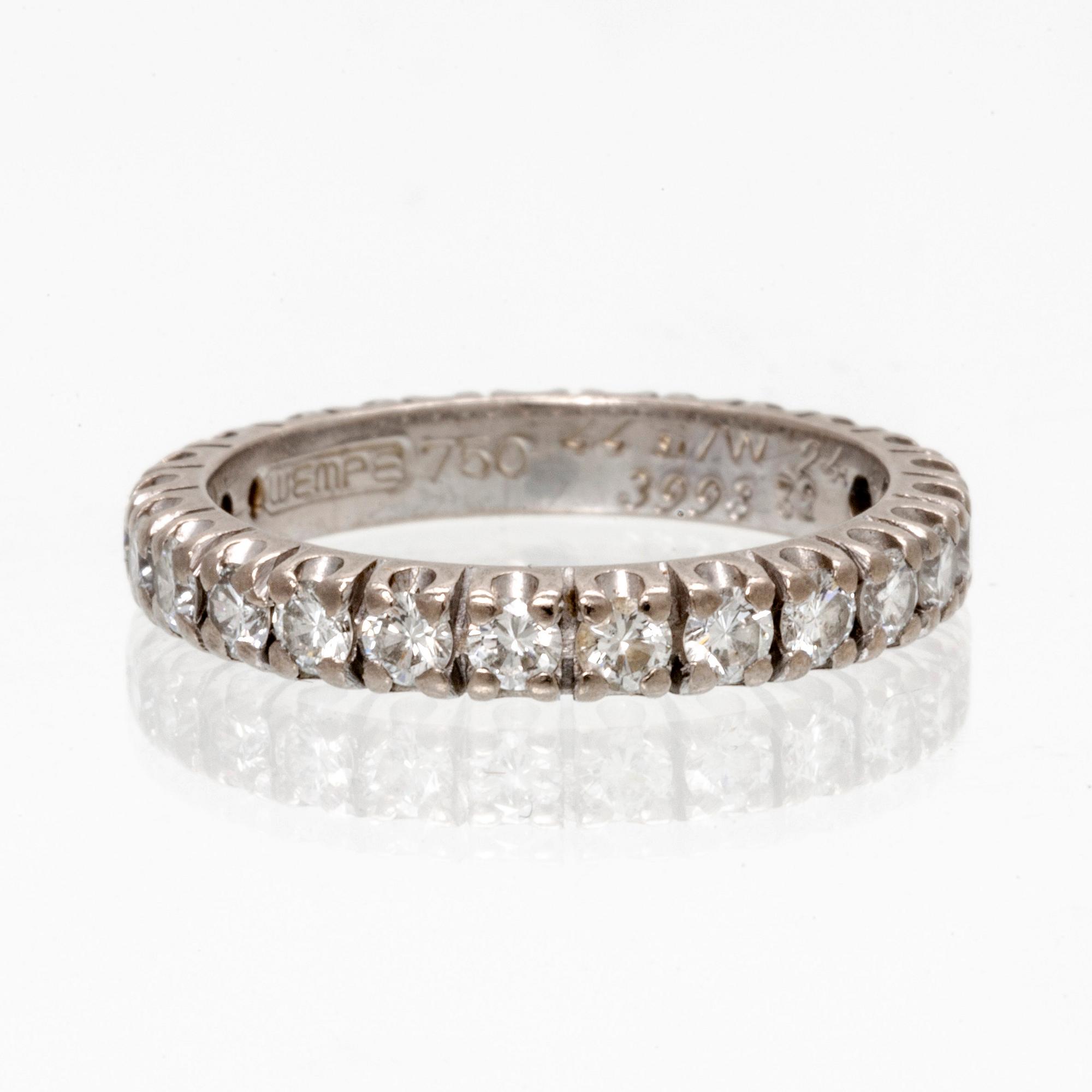 Helaliansring ca 1ct 18K vitguld, storlek 15,75/49,5.