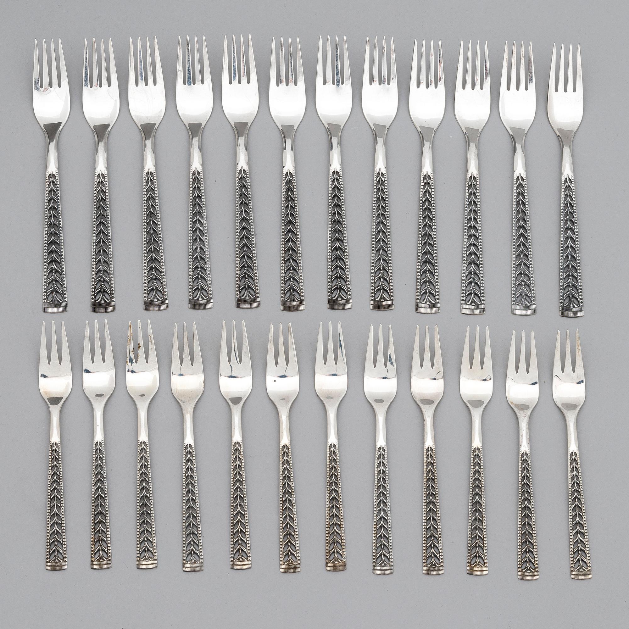 BESTICKUPPSÄTTNING, 126 delar, silver, Norge.