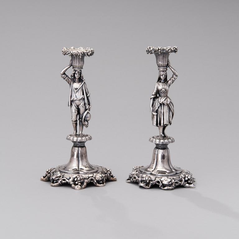 A PAIR OF FINNISH SILVER CANDLESTICKS, Roland Melin, Helsinki 1857.