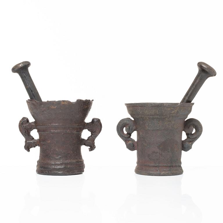 A set of two renaissance-type cast-iron mortars, 17th century.