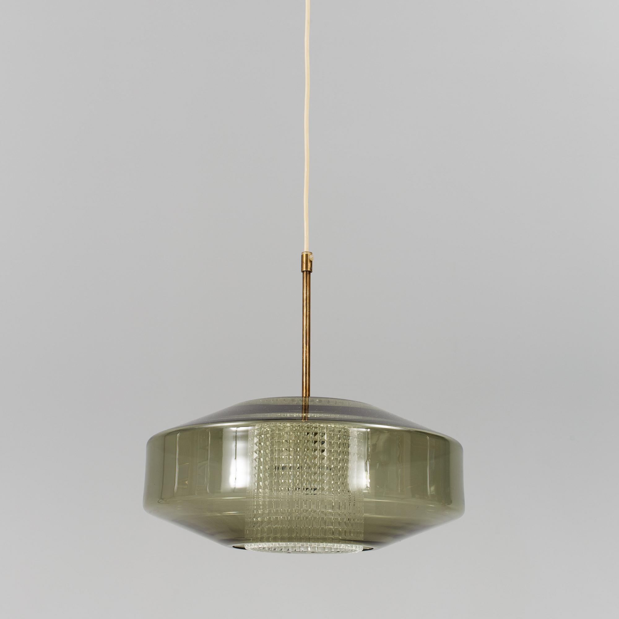 A 1960´s Carl Fagerlund ceiling light from Orrefors. Total height ca 39 cm.