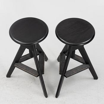 Konstantin Grcic, pallar, ett par, "Tom & Jerry, The Wild Bunch stool", Magis, formgiven 2012.