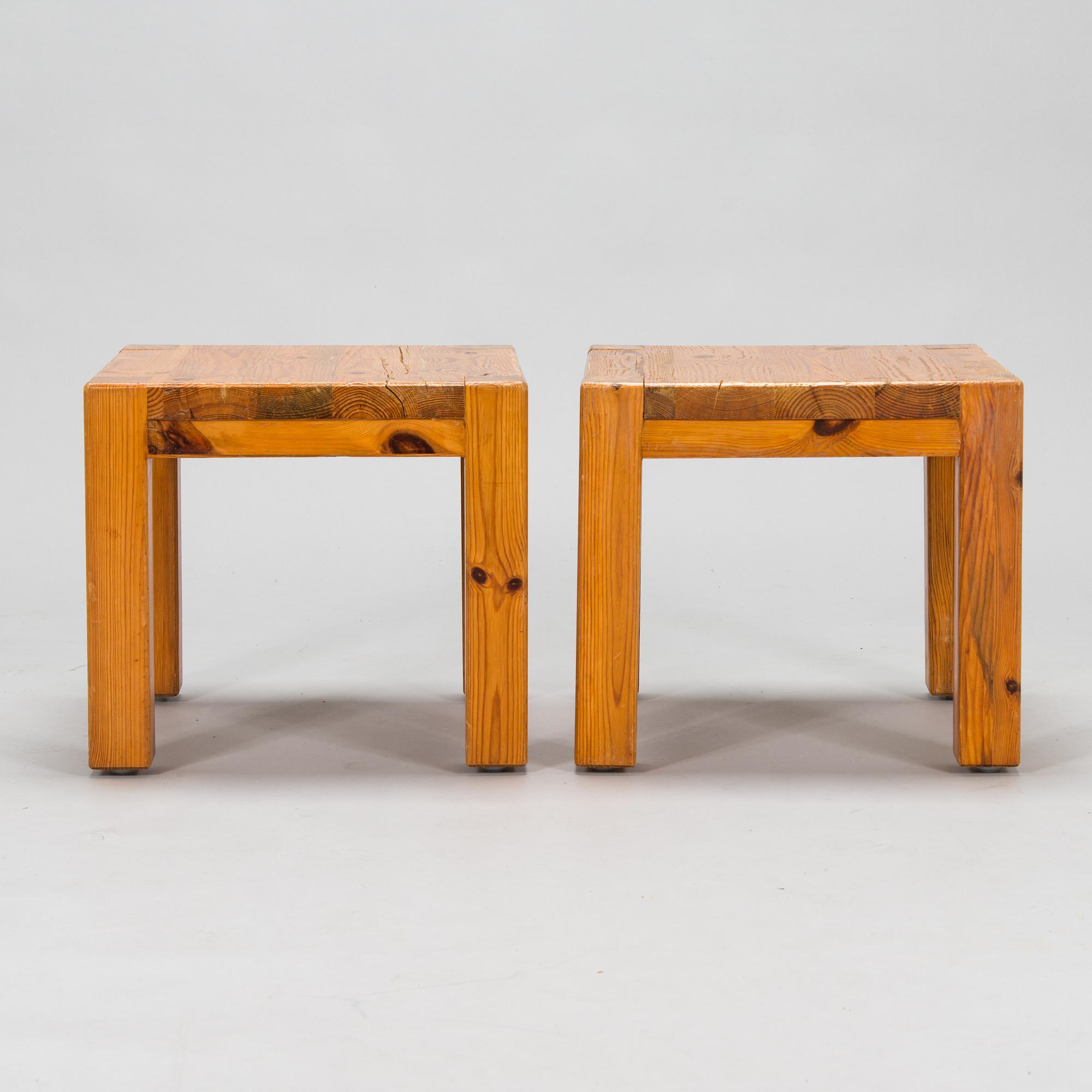 Pallar, ett par, Form Sven Larsson möbelshop, 1970-tal.