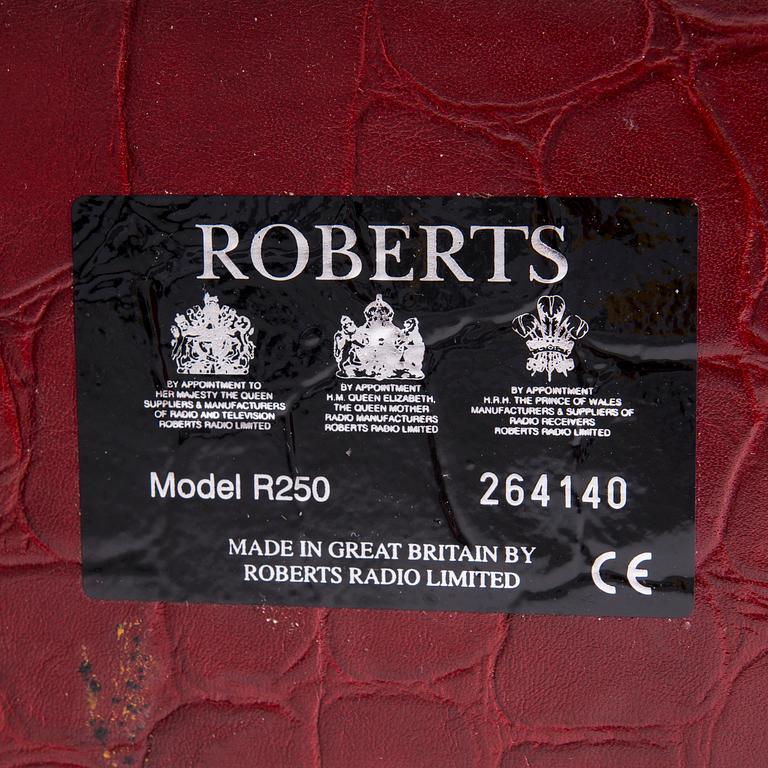 RADIO, Roberts Revival R250 , Edition Mulberry, England.