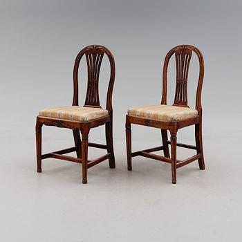 STOLAR, 2 st, gustavianska provinsarbeten, 1700-talets slut.