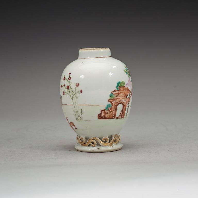 TEDOSA, vapenporslin. Qing dynastin, Qianlong (1736-95).