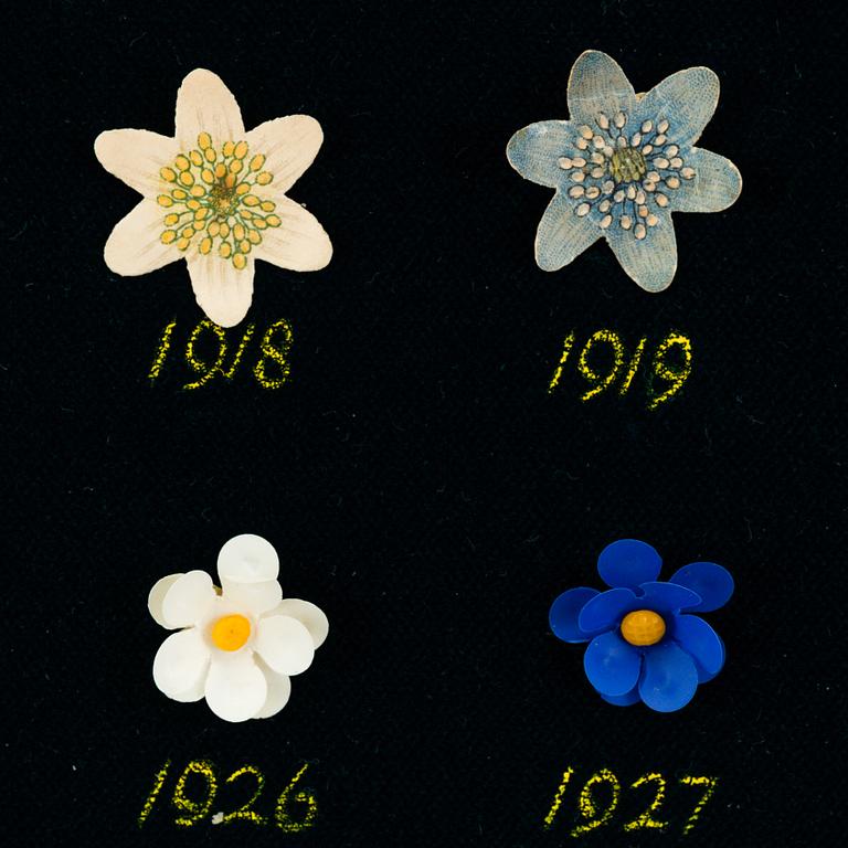 FÖRSTAMAJBLOMMOR, samling, 1907-2016.