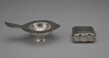 TESIL SAMT ETUI, silver, K Andersson, Stockholm, 1924/25 resp England 1700-1800-tal. Total vikt ca 88 g.