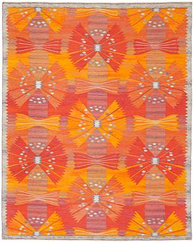 CARPET. "Park röd, Korsnäs". Gobelängteknik (tapestry weave). 284 x 224,5 cm. Signed AB MMF BN.