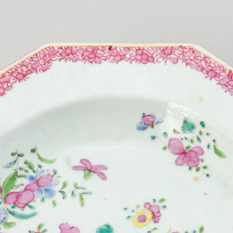 Terrinfat, kompaniporslin. Qingdynastin, Qianlong (1736-95).