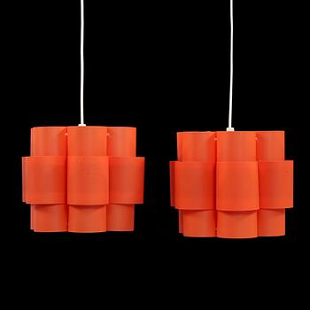 TAKLAMPOR, ett par, Hans-Agne Jakobsson, Scanlight, 1900-talets fjärde kvartal. Höjd 20 cm.