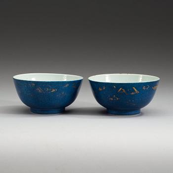 SKÅLAR, ett par, porslin. Qing dynastin, 1700-tal.