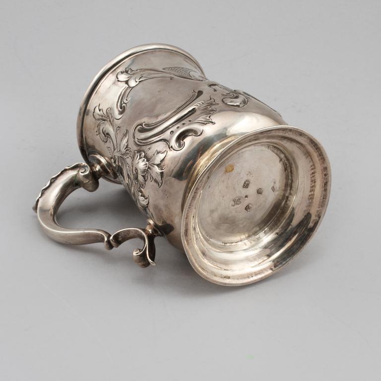 MUGG, silver, John Swift, London, England, 1765, vikt 209 gram.