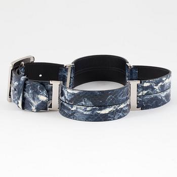 OSCAR DE LA RENTA, a blue snakeskin belt.