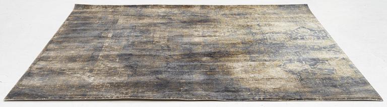 A machine-tufted 'Samarkand' carpet, Slettvoll/NTK Atelier, c. 240 x 240 cm.
