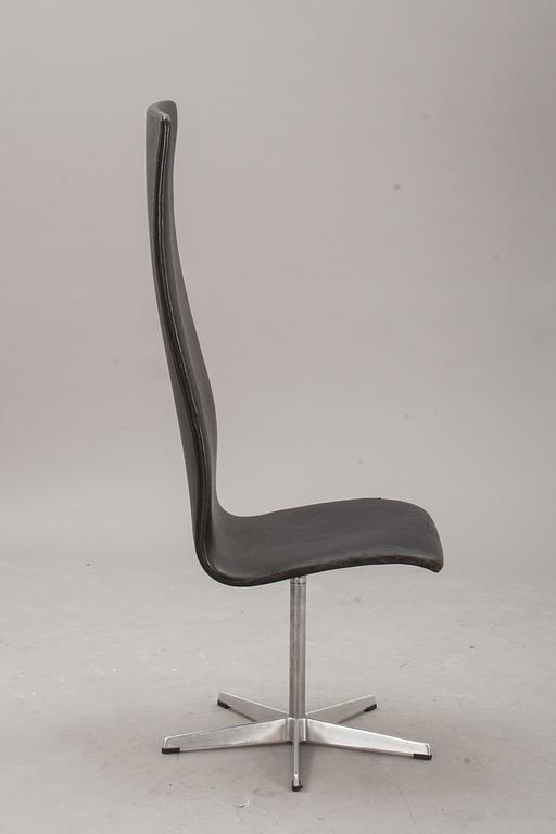STOL, "Oxford", Arne Jacobsen, Fritz Hansen, etikettmärkt.