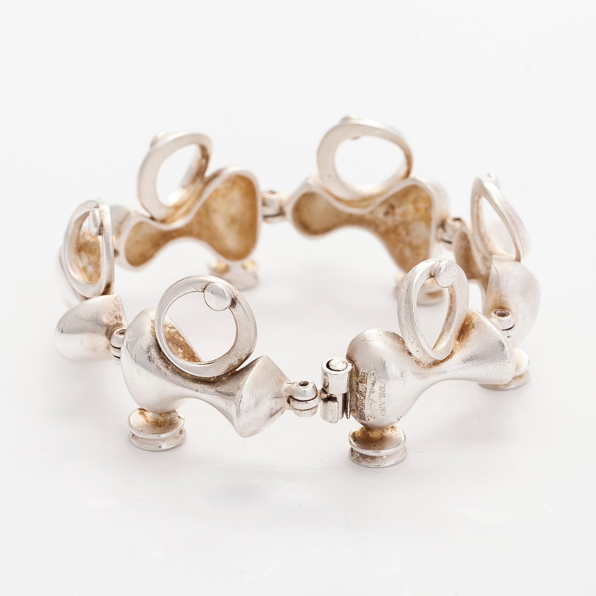 Jorma Laine, armband, silver, Turun Hopea, Åbo 1973.