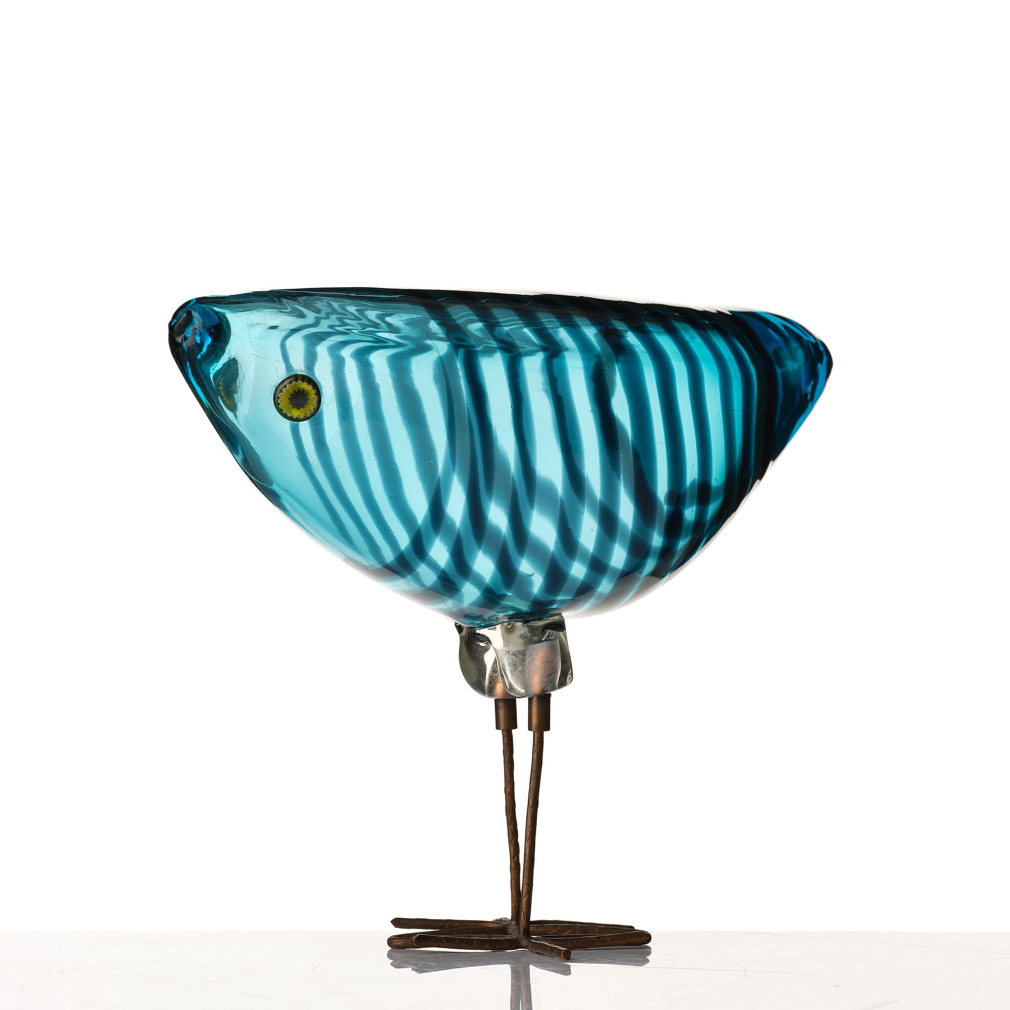 Alessandro Pianon, a "Pulcino" glass sculpture of a bird, Vistosi, Murano, Italy 1960's.